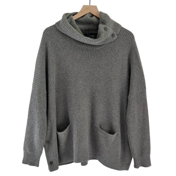 Vince Wool and Yak Turtleneck Sweater with Pockets in Grey Women’s Size Small - Picture 6 of 13